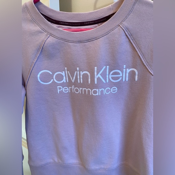 Pink Calvin Klein performance sweatshirt - Picture 2 of 4